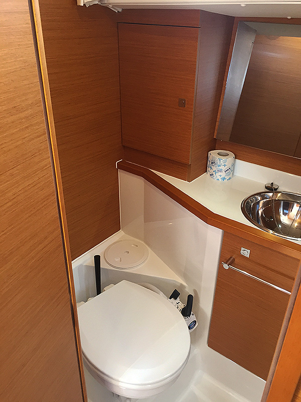 Photo #12 - Sun Odyssey 389 (Agios Georgios) in Corfù - 34681