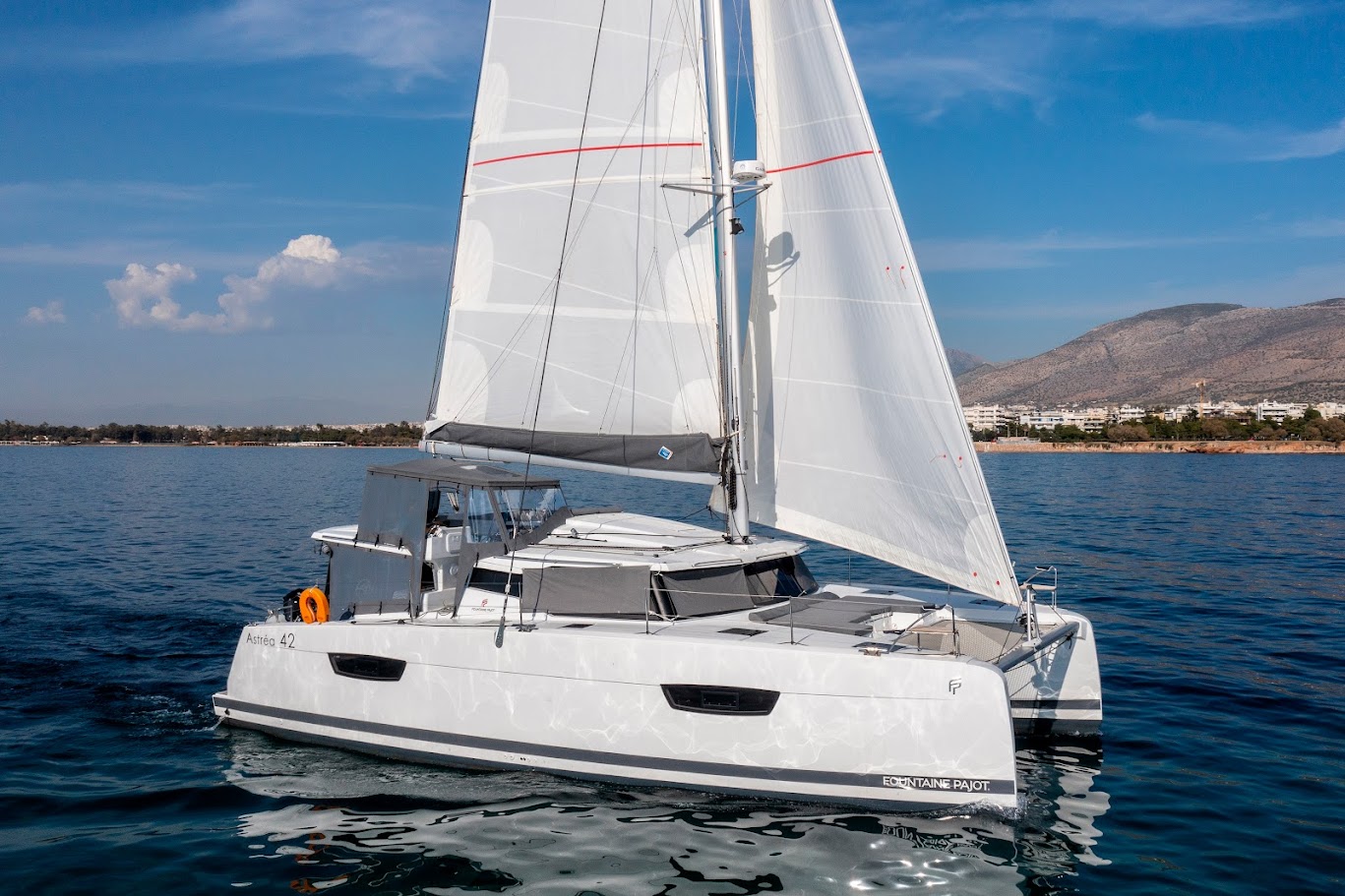Photo #4 - Fountaine Pajot Astrea 42 - 4 + 2 cab. (Nou Nou 1) in Athens - 34688