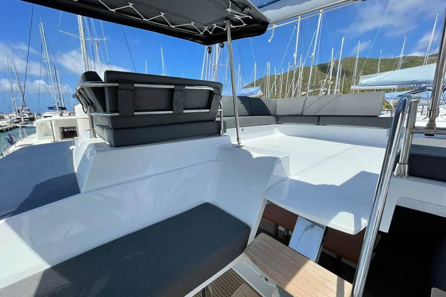 Fountaine Pajot - Tanna 47 - 5 + 1 cab. (Knotty Cat (Forever Young))  - 7