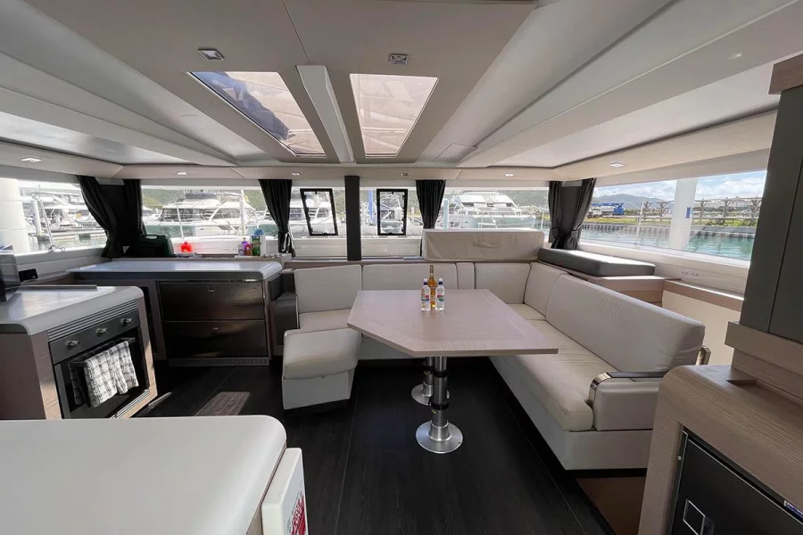 Fountaine Pajot - Tanna 47 - 5 + 1 cab. (Knotty Cat (Forever Young))  - 10