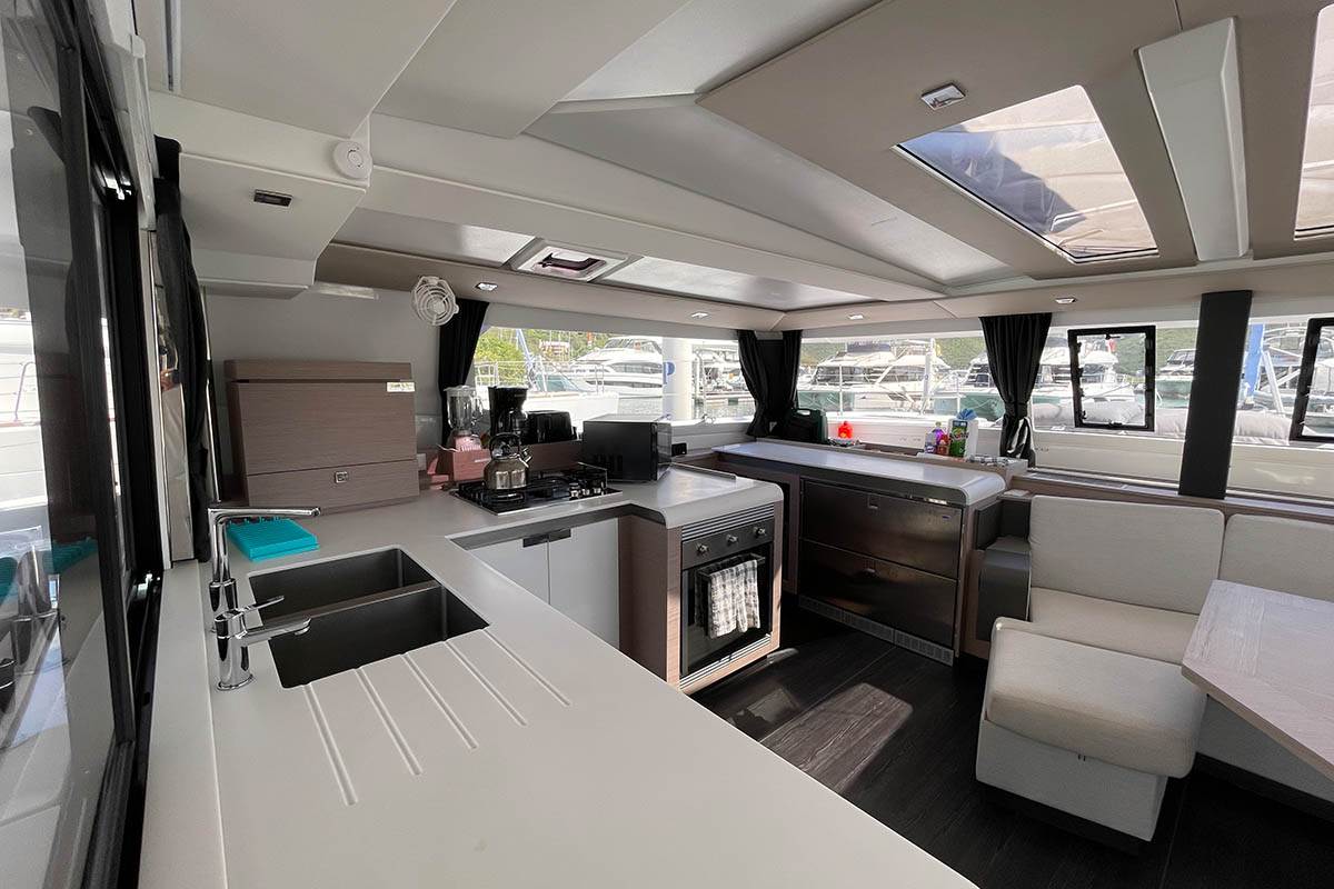 Photo #15 - Fountaine Pajot Tanna 47 - 5 + 1 cab. (Knotty Cat (Forever Young)) in Nanny Cay - 34692
