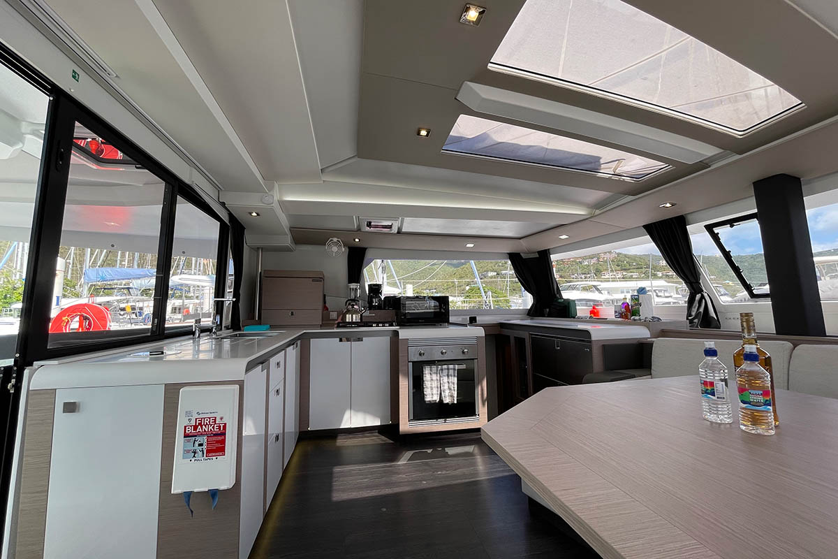 Photo #17 - Fountaine Pajot Tanna 47 - 5 + 1 cab. (Knotty Cat (Forever Young)) in Nanny Cay - 34692