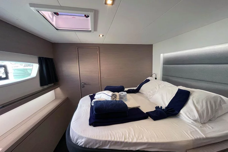 Fountaine Pajot - Tanna 47 - 5 + 1 cab. (Knotty Cat (Forever Young))  - 32