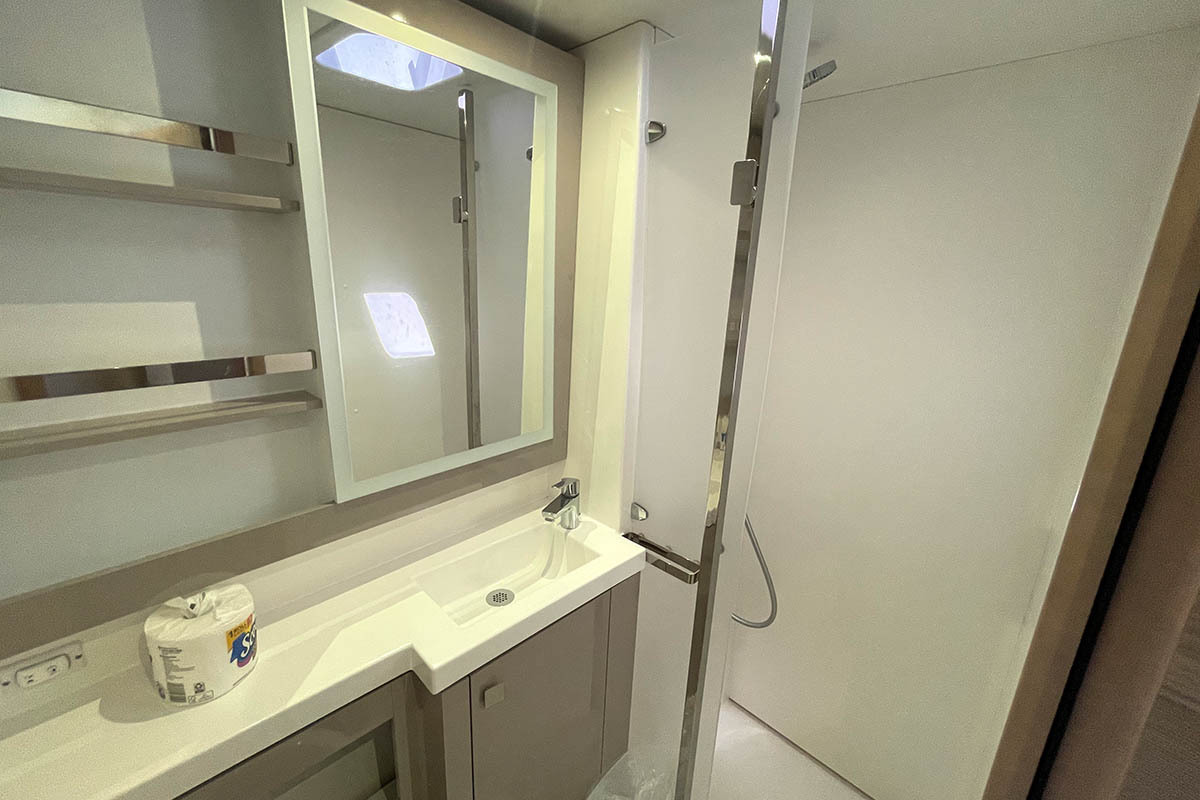 Photo #41 - Fountaine Pajot Tanna 47 - 5 + 1 cab. (Knotty Cat (Forever Young)) in Nanny Cay - 34692