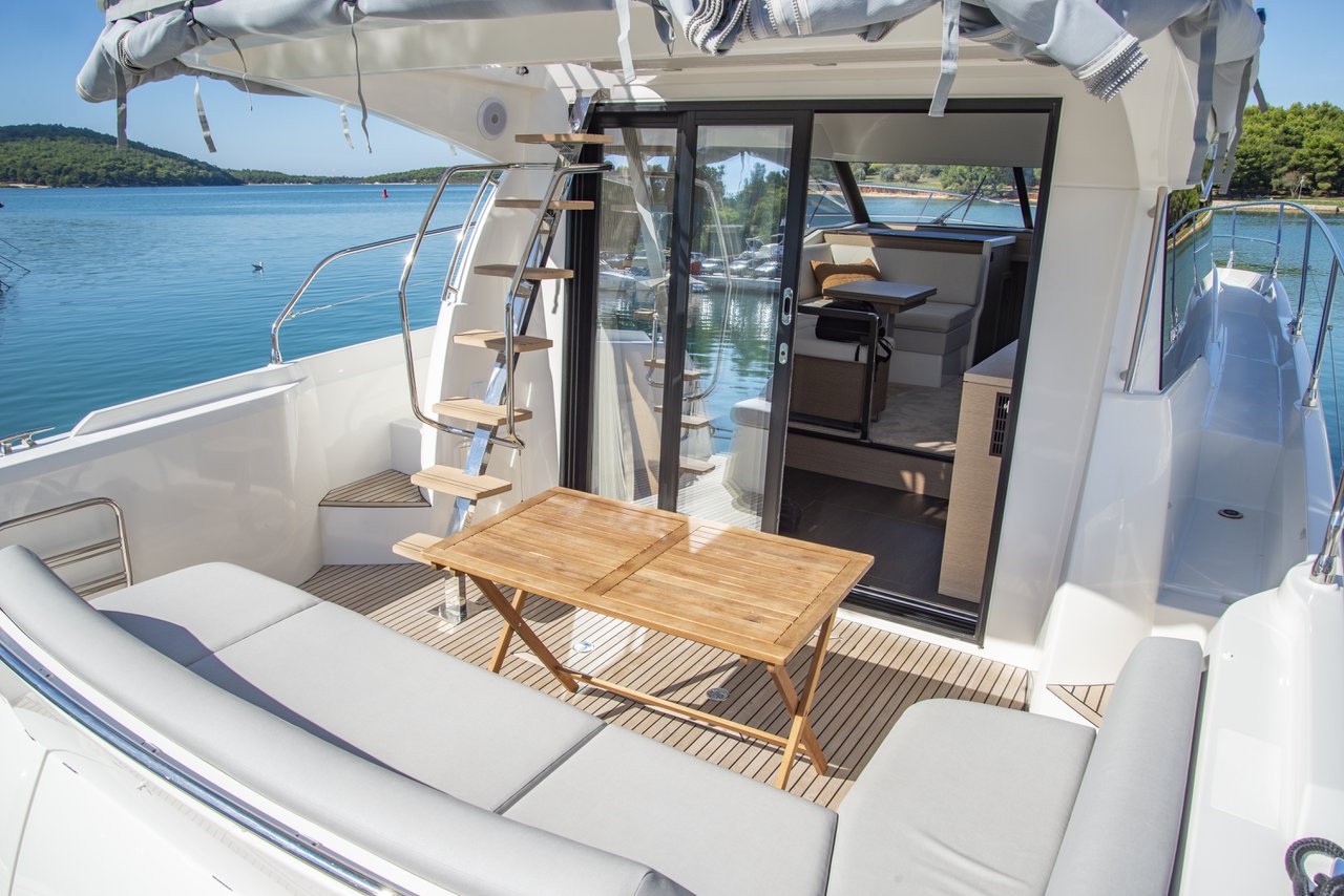 Photo #6 - Prestige 420 Fly (NN) en Medulin - 34710
