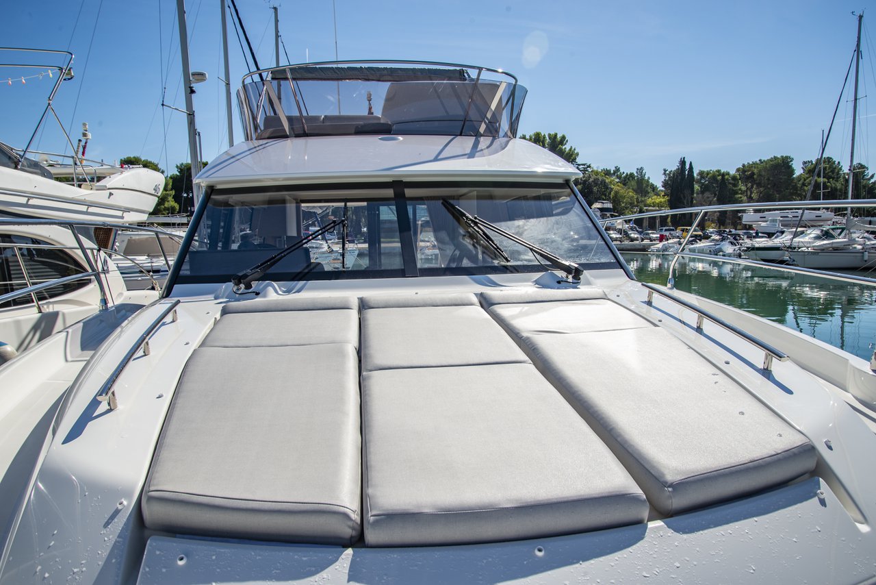 Photo #13 - Prestige 420 Fly (NN) en Medulin - 34710