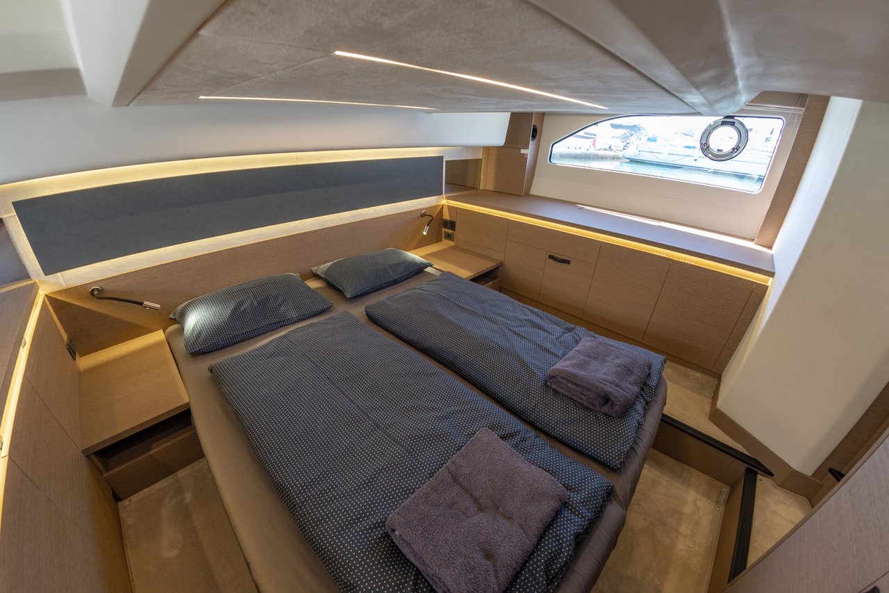 Photo #18 - Prestige 420 Fly (NN) en Medulin - 34710