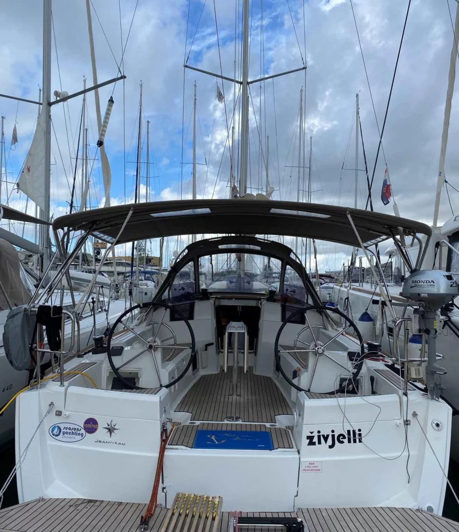 Sun Odyssey 389 (živjelli)  - 3