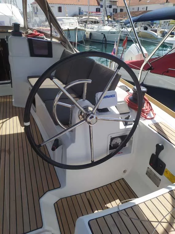 Sun Odyssey 389 (živjelli)  - 6