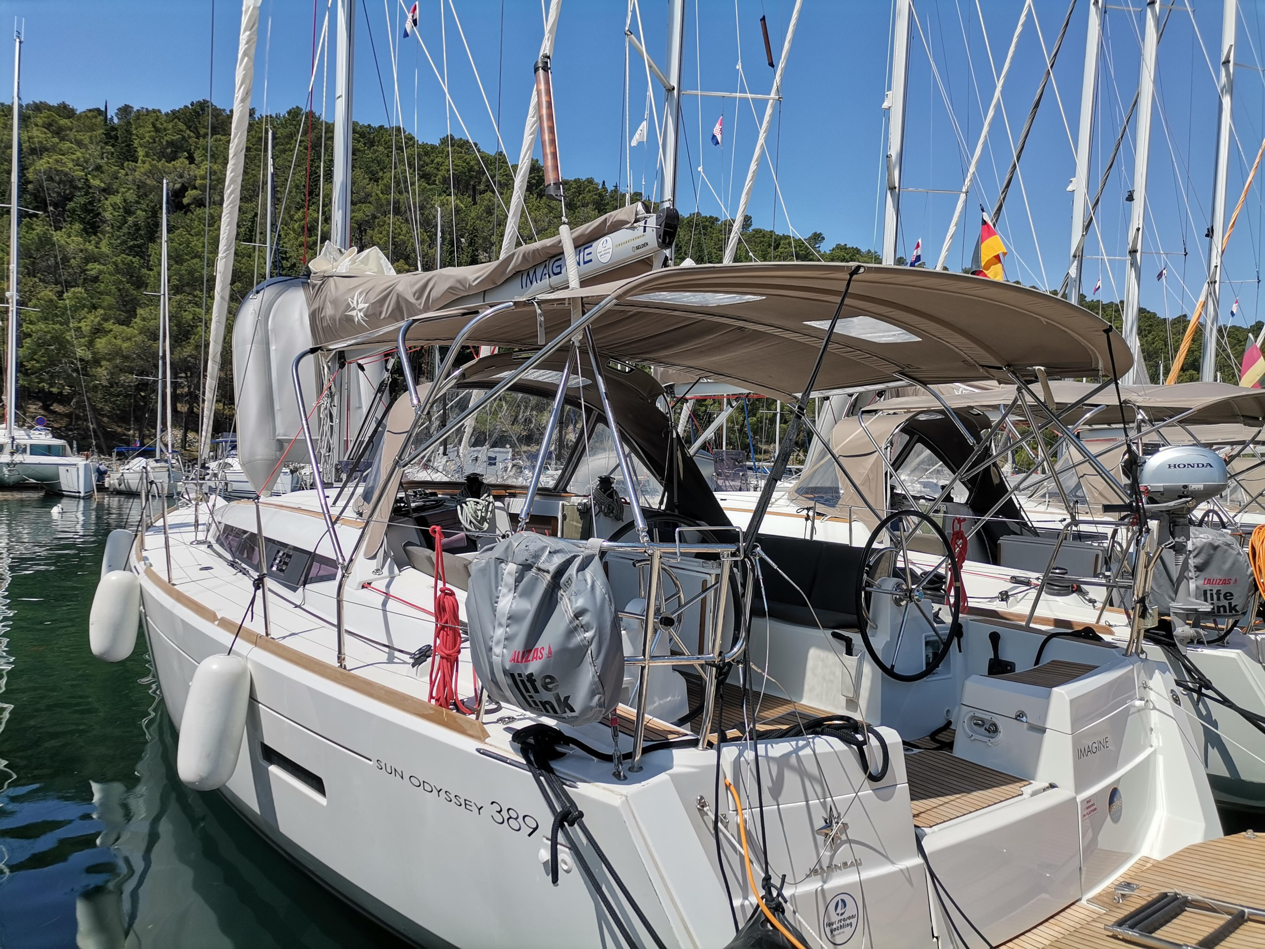Photo #4 - Sun Odyssey 389 (Imagine) in Skradin  - 34715