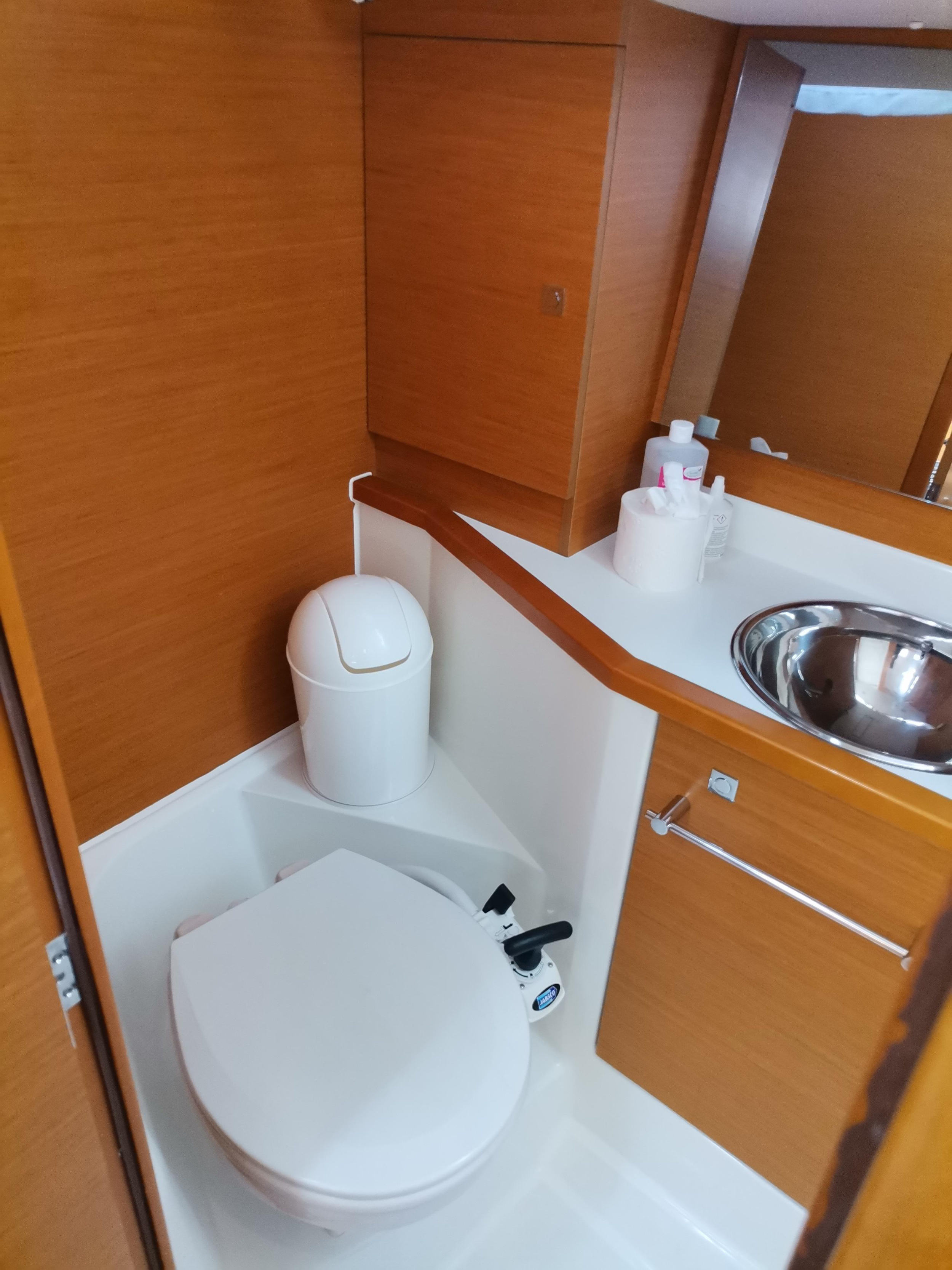 Photo #14 - Sun Odyssey 389 (Imagine) in Skradin  - 34715