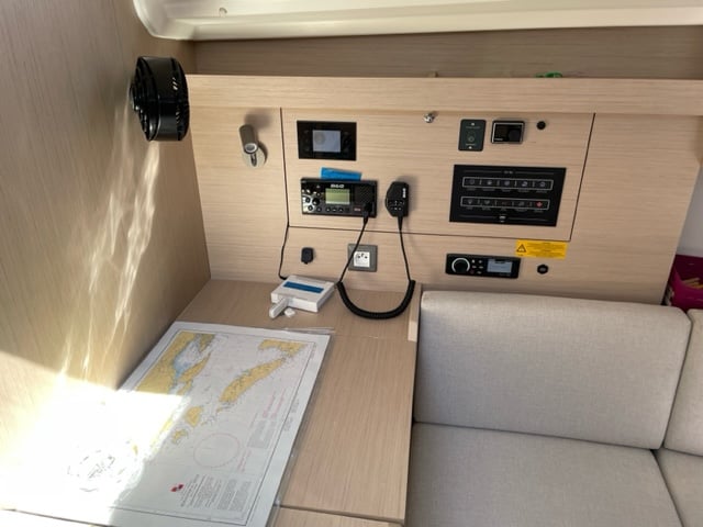 Photo #17 - Oceanis 40.1 (Enjoy) in Trogir - 34720