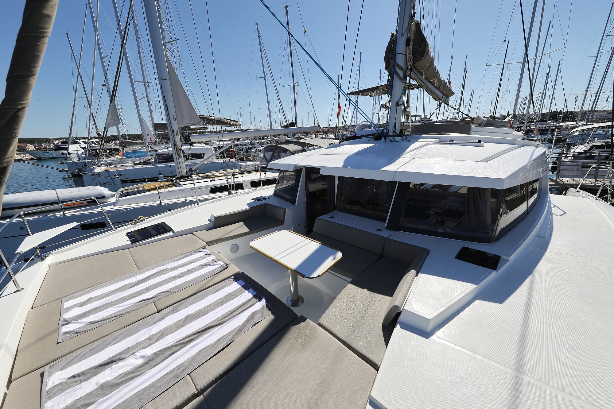 Photo #7 - Bali 4.2 - 4 + 1 cab. (Altair) en Biograd - 34732