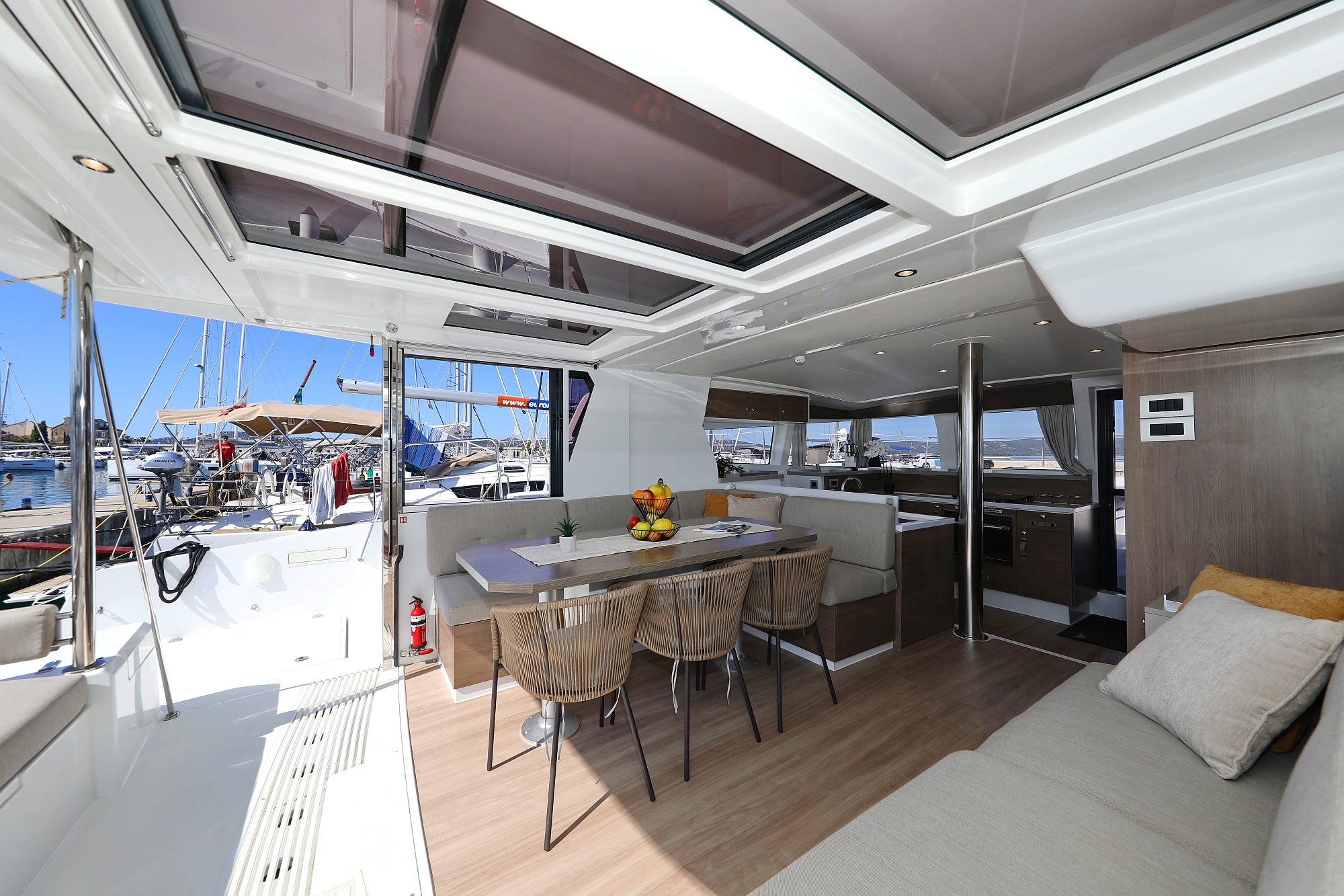 Photo #11 - Bali 4.2 - 4 + 1 cab. (Altair) en Biograd - 34732