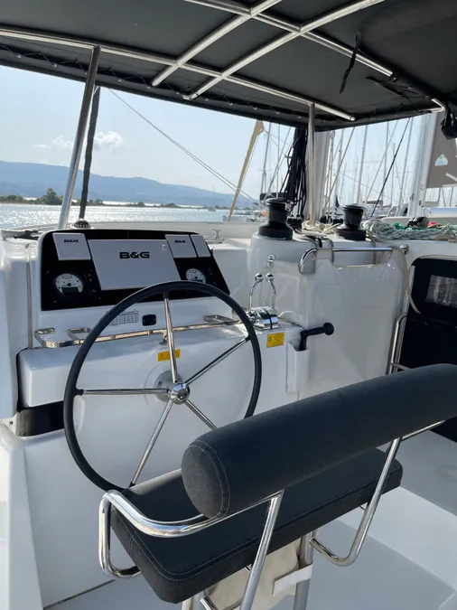 Photo #8 - Lagoon 42 - 4 + 2 cab. (Tethys) in Lefkada - 34744