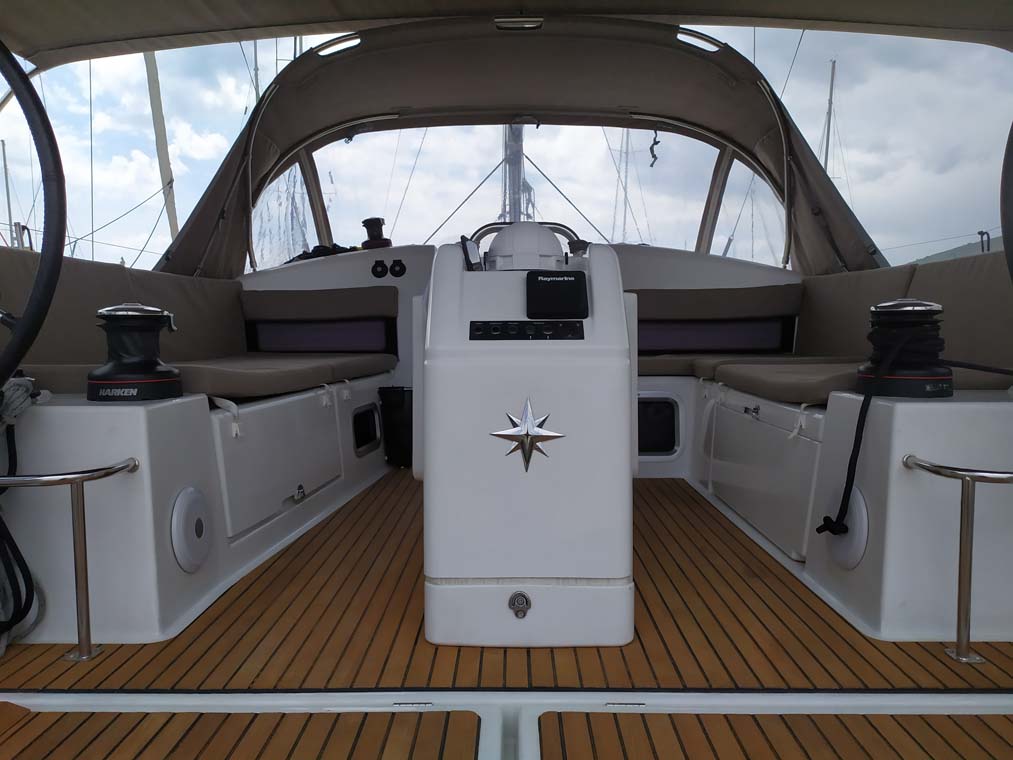 Photo #4 - Sun Odyssey 440 (Uccelli) in Trogir - 34760