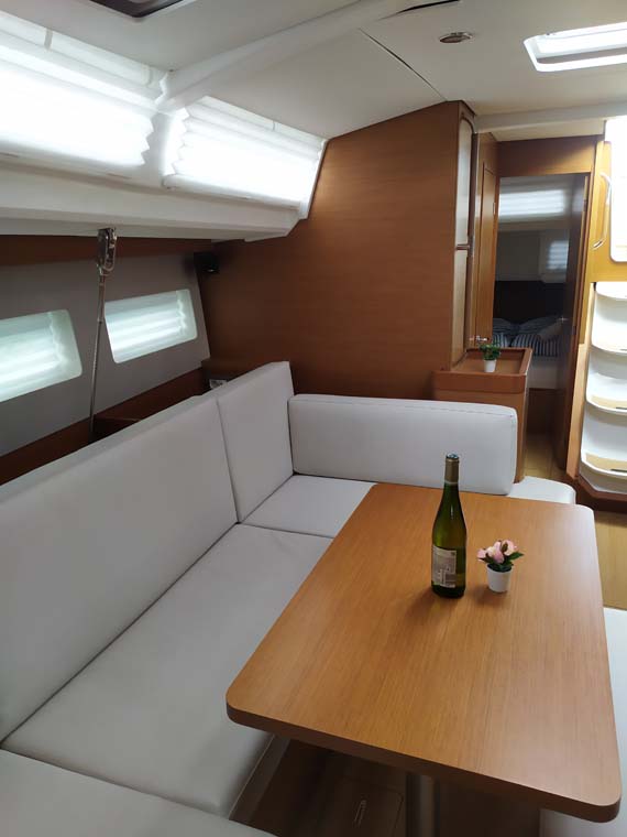 Photo #9 - Sun Odyssey 440 (Uccelli) in Trogir - 34760