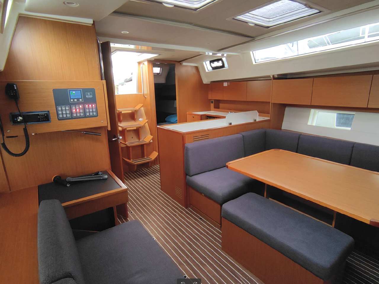 Photo #5 - Bavaria C45 - 5 cab. (Katrin) in Athens - 34772