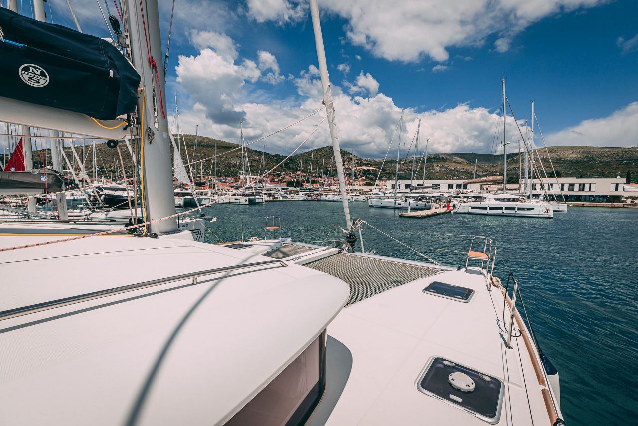 Photo #12 - Lagoon 400 S2 - 4 + 2 cab. (Giselle) en Trogir - 34776