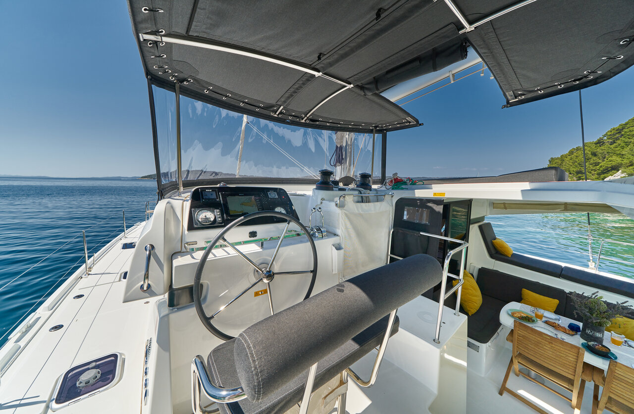 Photo #15 - Lagoon 42 - 3 + 1 cab. (Aura) in Split - 34777