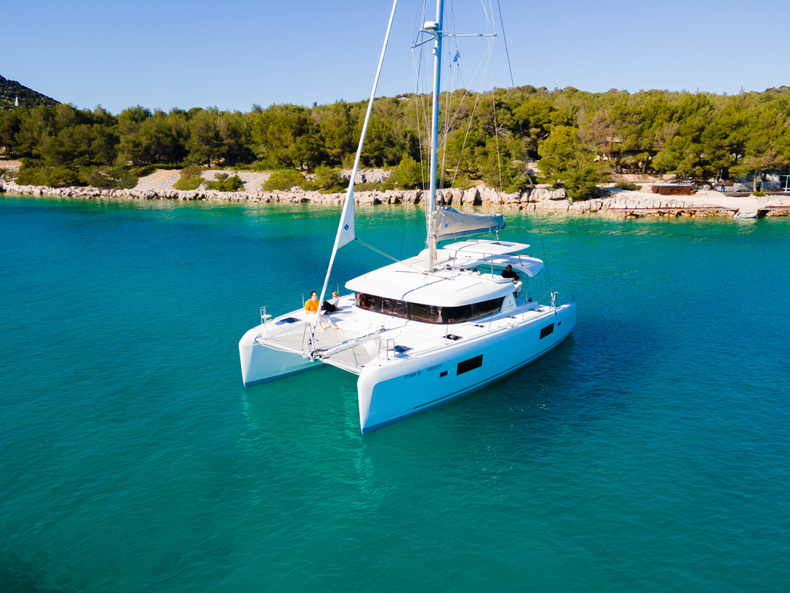Photo #6 - Lagoon 42 - 3 + 2 cab. (Serenity) in Sibenik - 34792