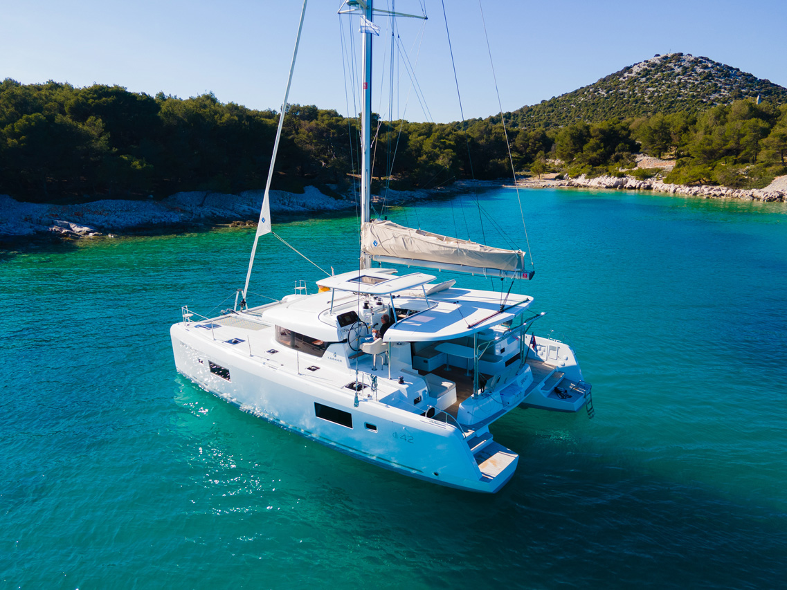 Photo #7 - Lagoon 42 - 3 + 2 cab. (Serenity) in Sibenik - 34792
