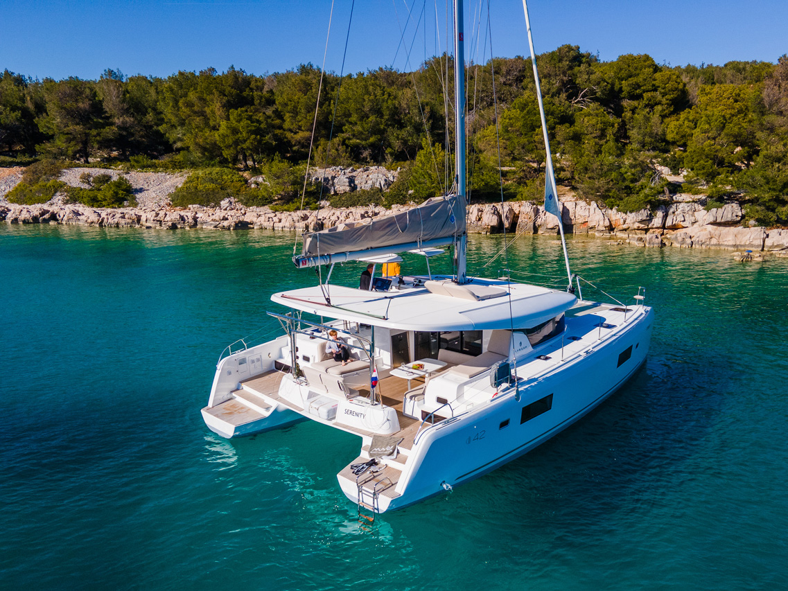 Photo #8 - Lagoon 42 - 3 + 2 cab. (Serenity) in Sibenik - 34792