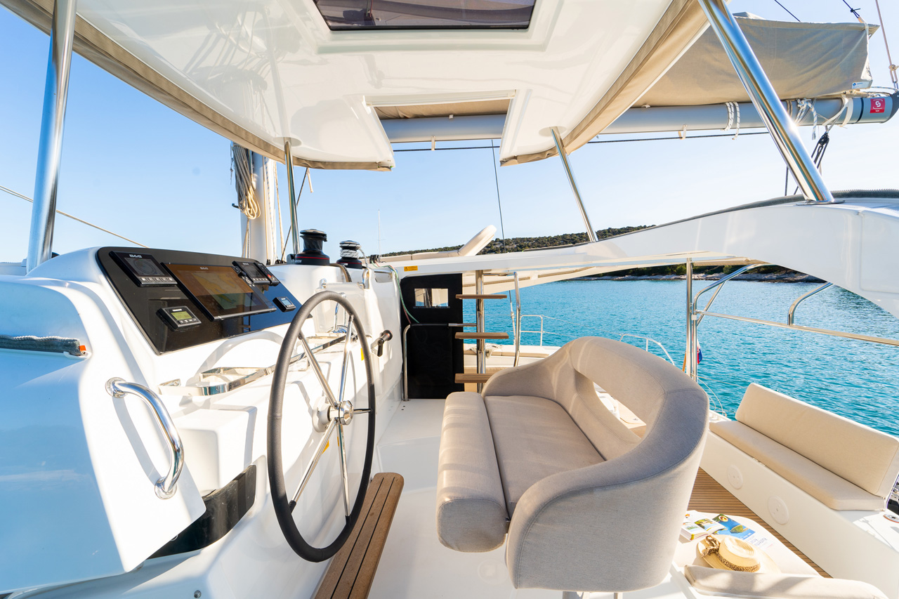 Photo #14 - Lagoon 42 - 3 + 2 cab. (Serenity) in Sibenik - 34792