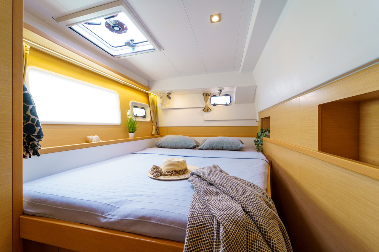 Photo #18 - Lagoon 400 S2 - 4 + 2 cab. (Miss Moneypenny) en Sibenik - 34795
