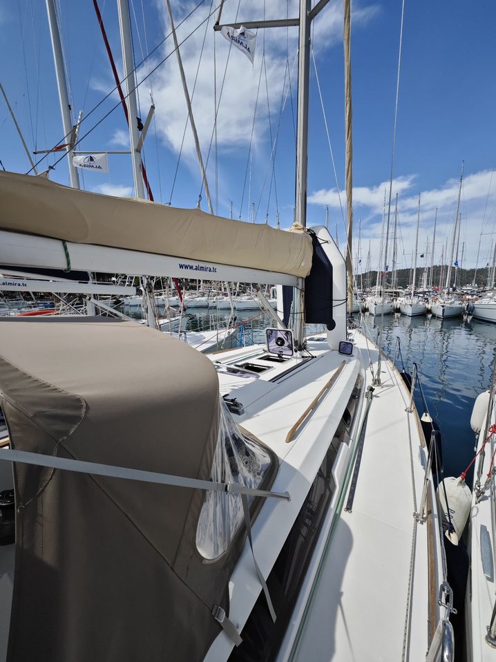 Photo #5 - Dufour 450 GL (Grace) in Fethiye - 34819