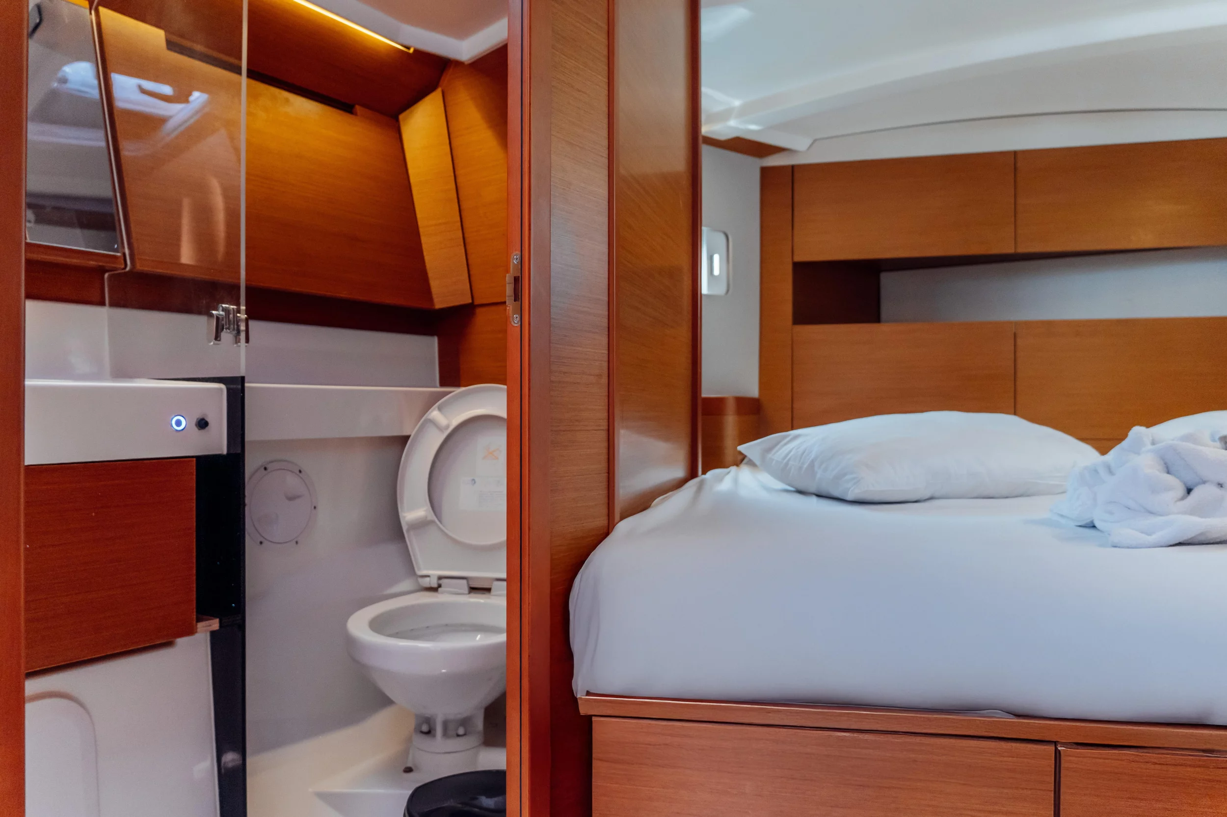 Sun Odyssey 410 - 3 cab. (Anassa)  - 2