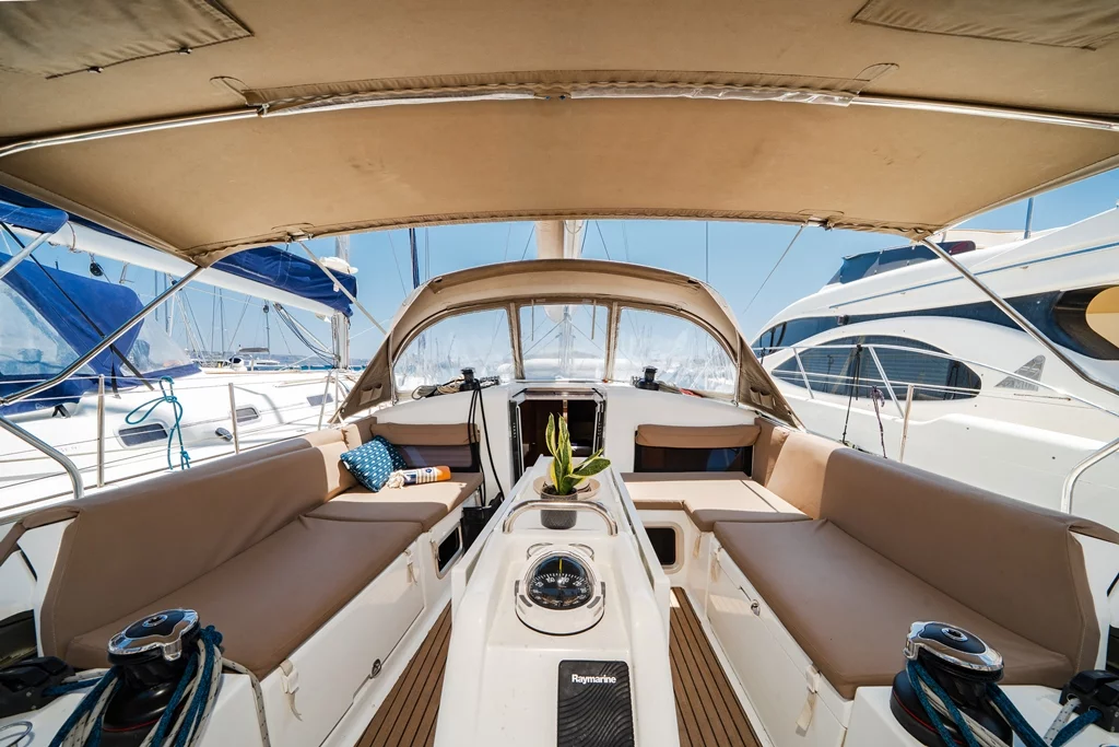 Sun Odyssey 440 (Amorgos)  - 10