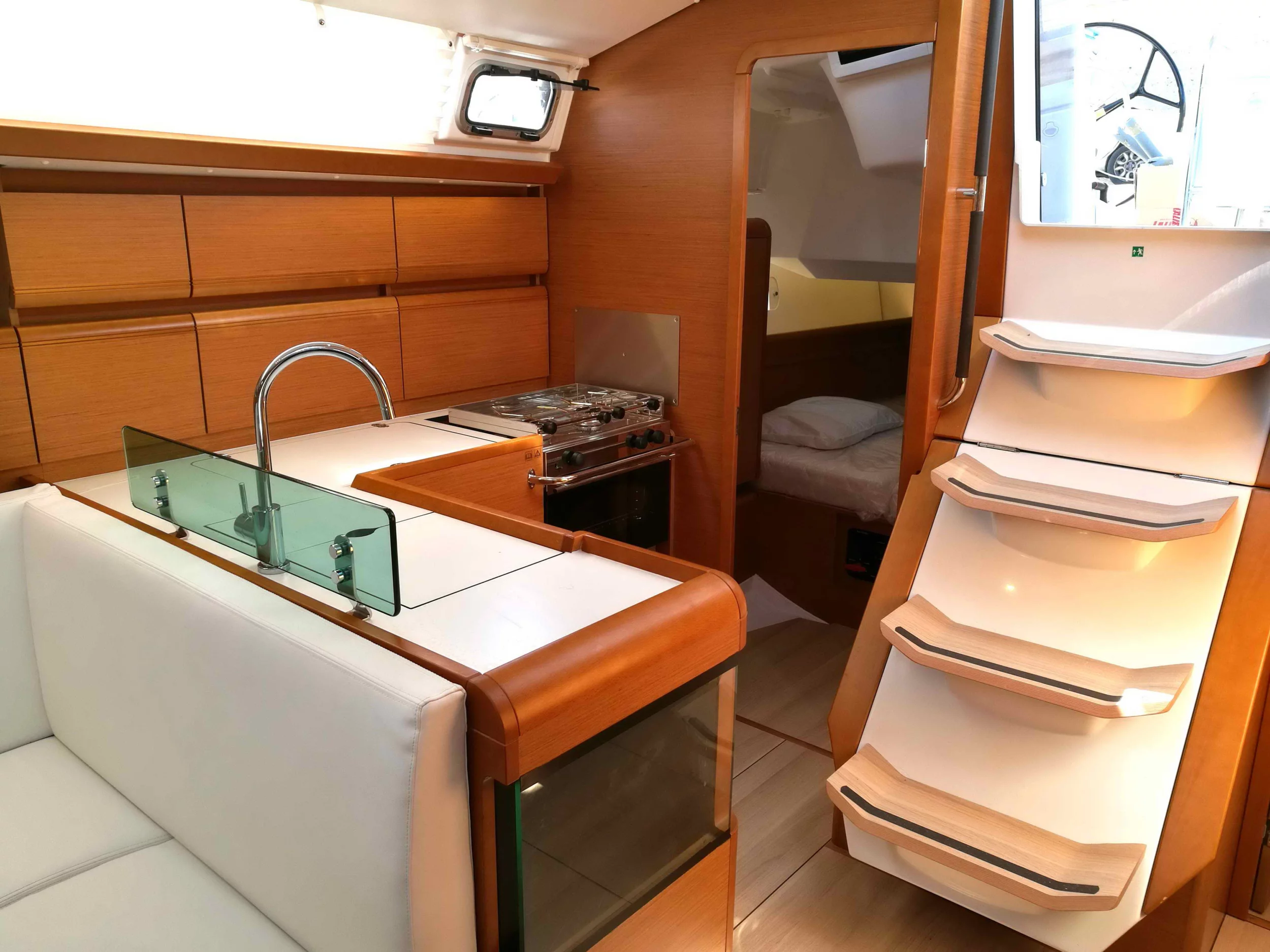 Sun Odyssey 449 (ECONOMY)  - 6