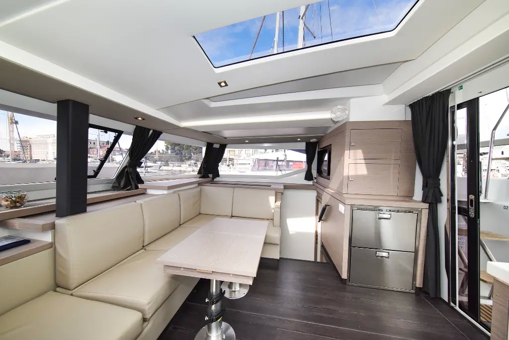 Photo #16 - Fountaine Pajot Astrea 42 - 4 + 2 cab. (PRESTIGE) in Zadar - 34927