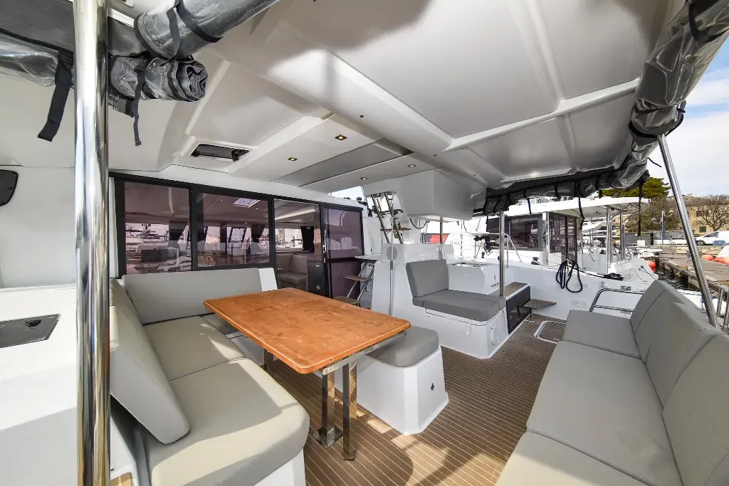 Fountaine Pajot Astrea 42 - 4 + 2 cab. (PRESTIGE)  - 17