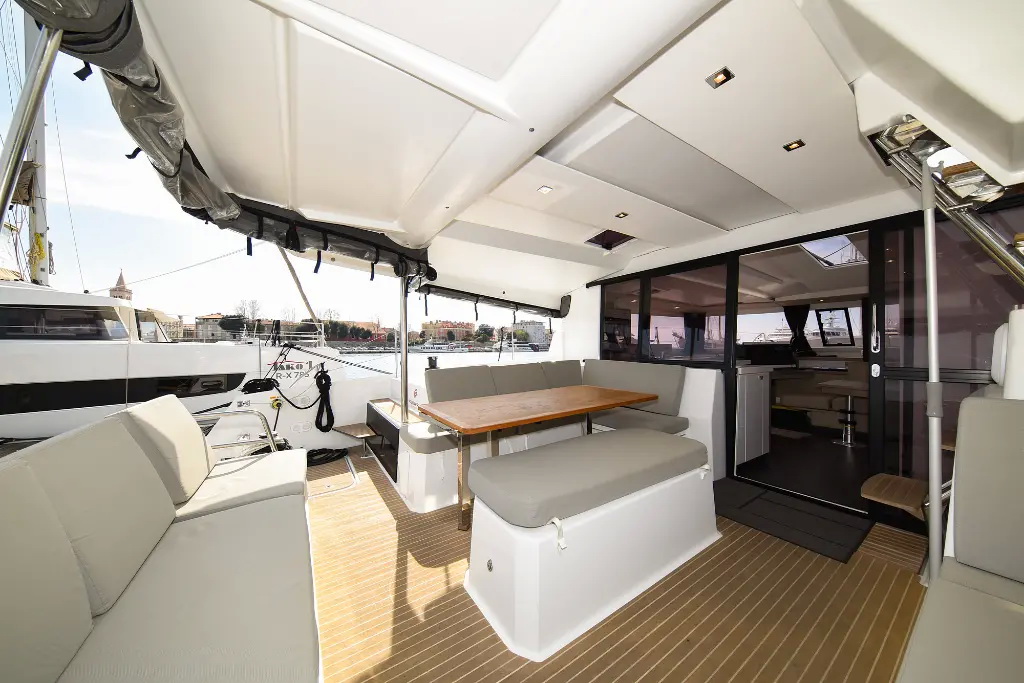 Photo #19 - Fountaine Pajot Astrea 42 - 4 + 2 cab. (PRESTIGE) in Zadar - 34927