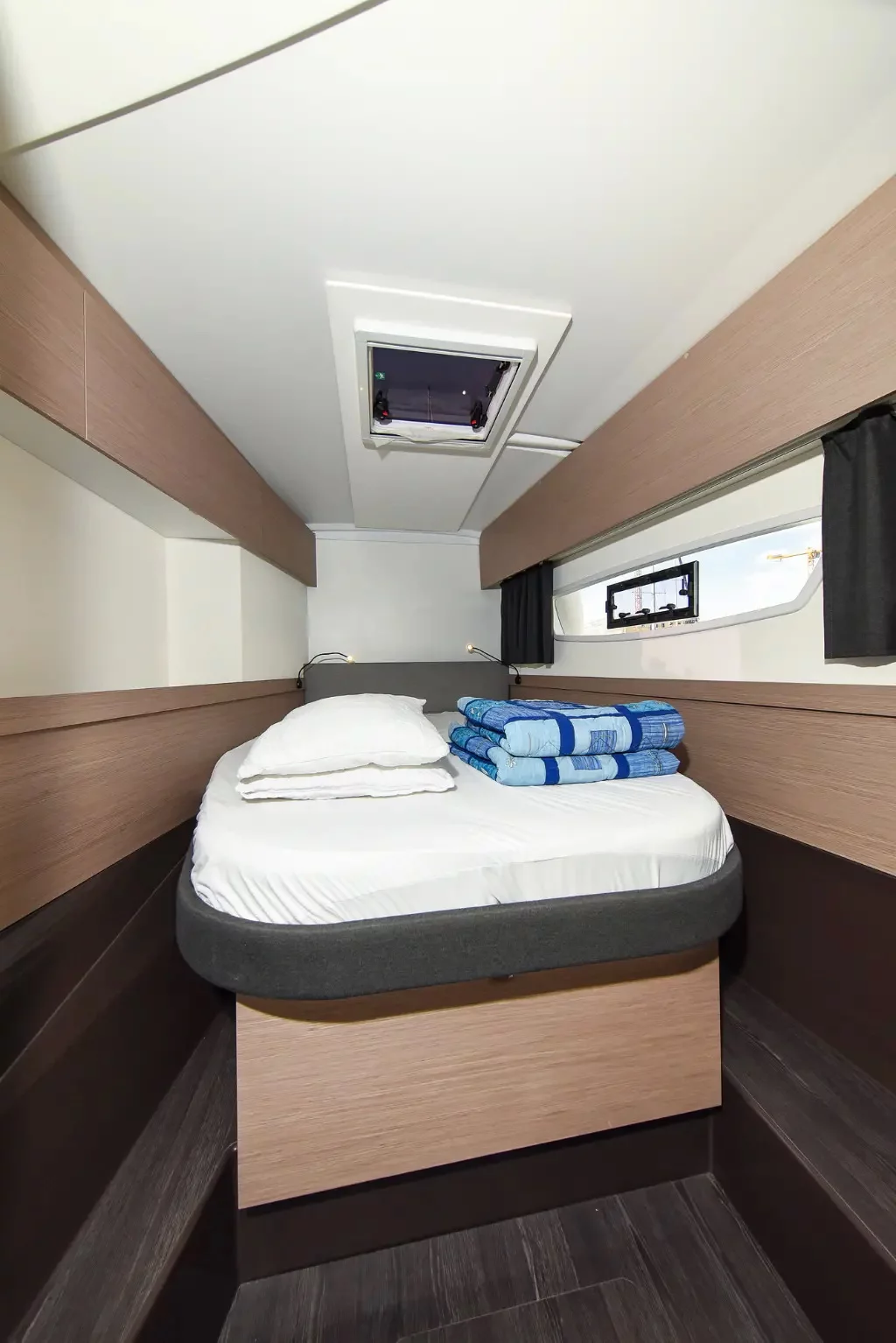 Fountaine Pajot Astrea 42 - 4 + 2 cab. (PRESTIGE)  - 26