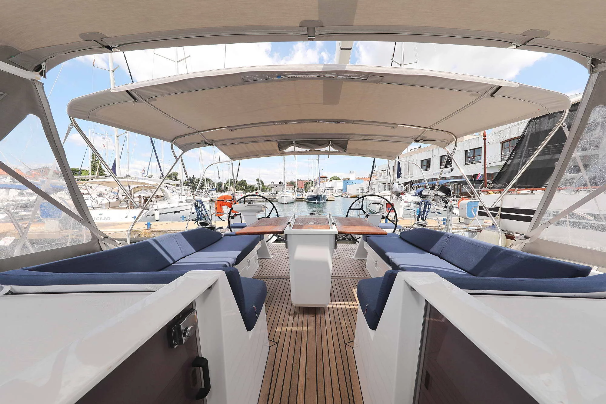 Oceanis 51.1 - 5 + 1 cab. (ECONOMY)  - 9