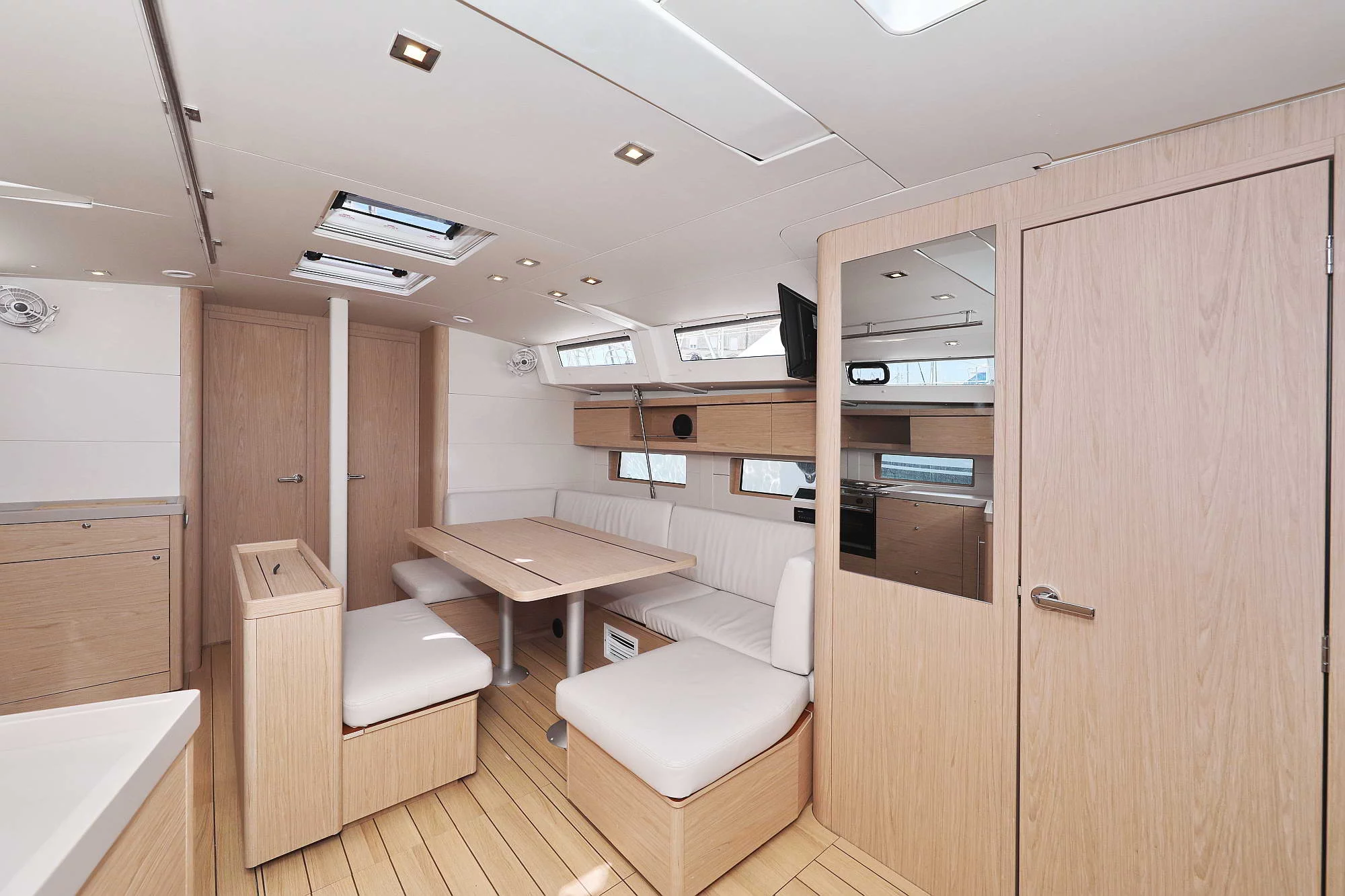 Oceanis 46.1 (ECONOMY)  - 10
