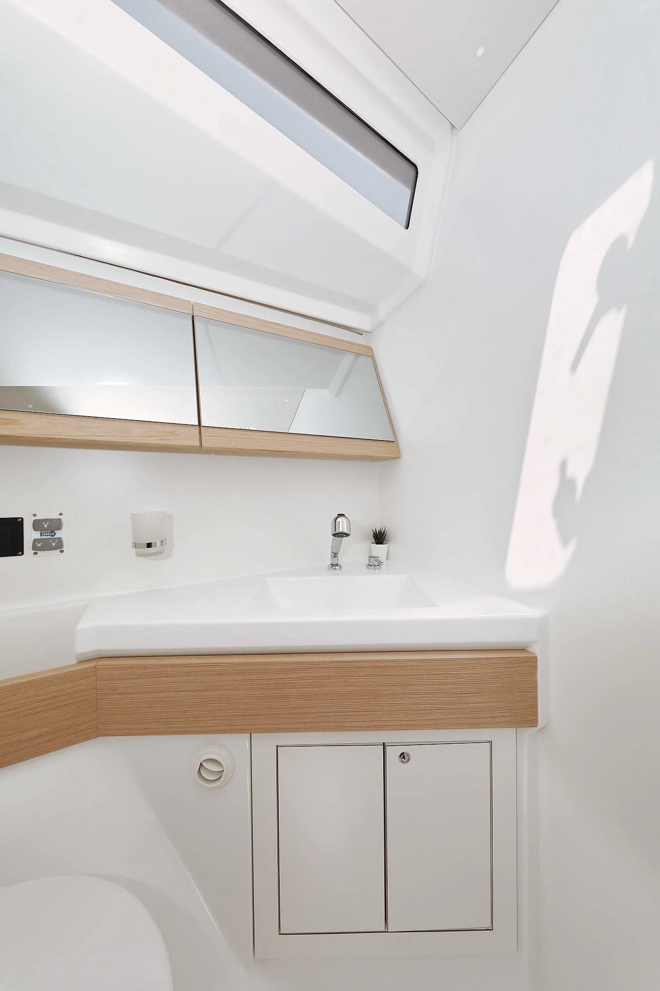 Oceanis 46.1 (ECONOMY)  - 20
