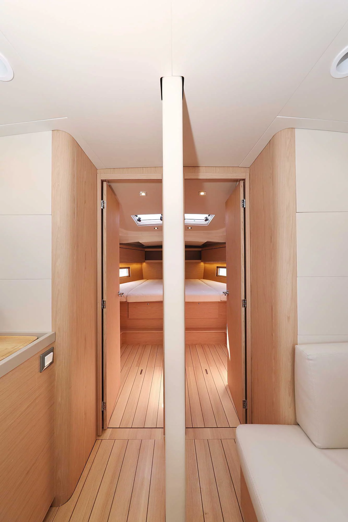 Oceanis 46.1 (ECONOMY)  - 24