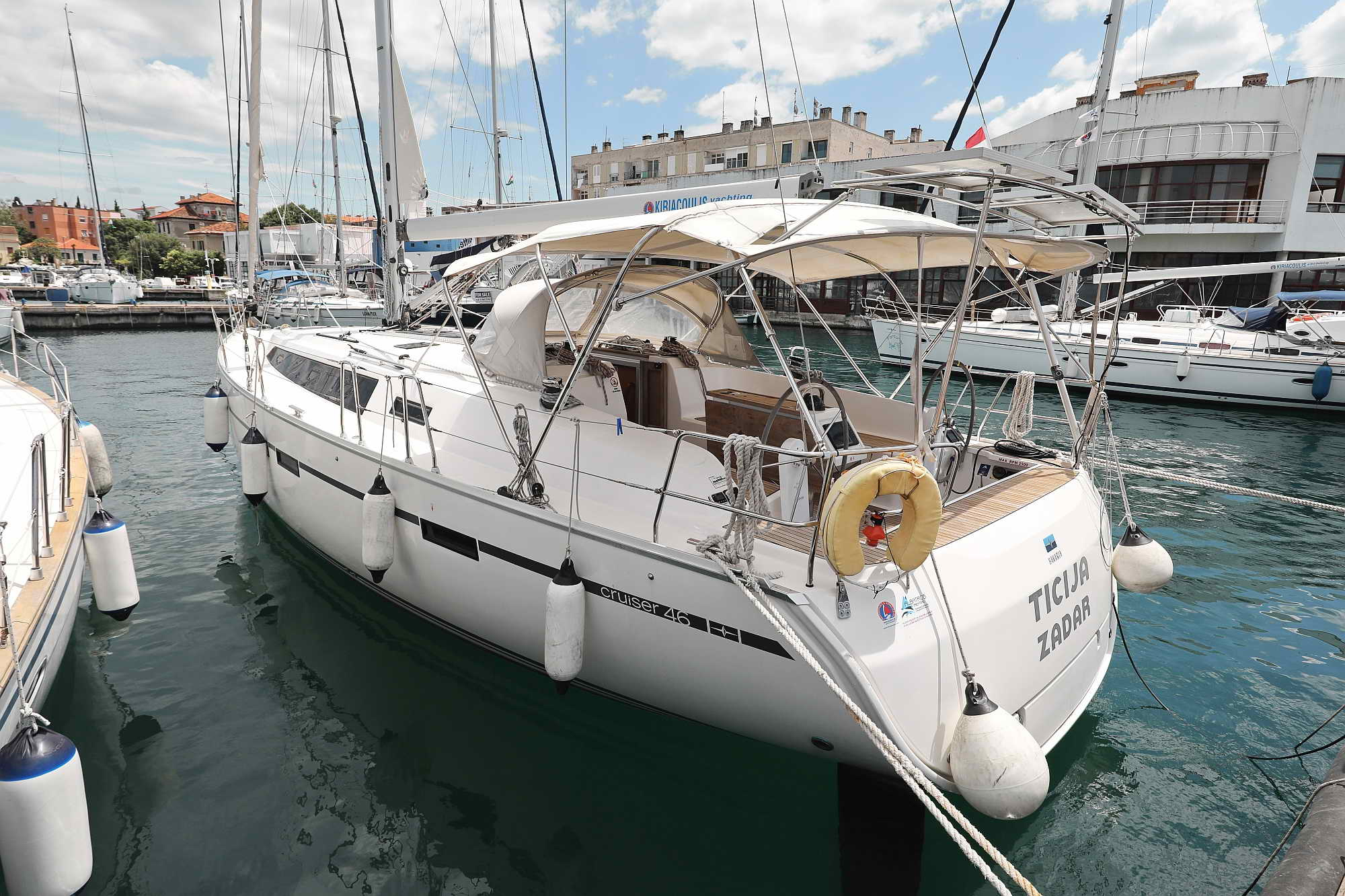 Photo #4 - Bavaria Cruiser 46 - 4 cab. (ECONOMY) en Zadar - 34935