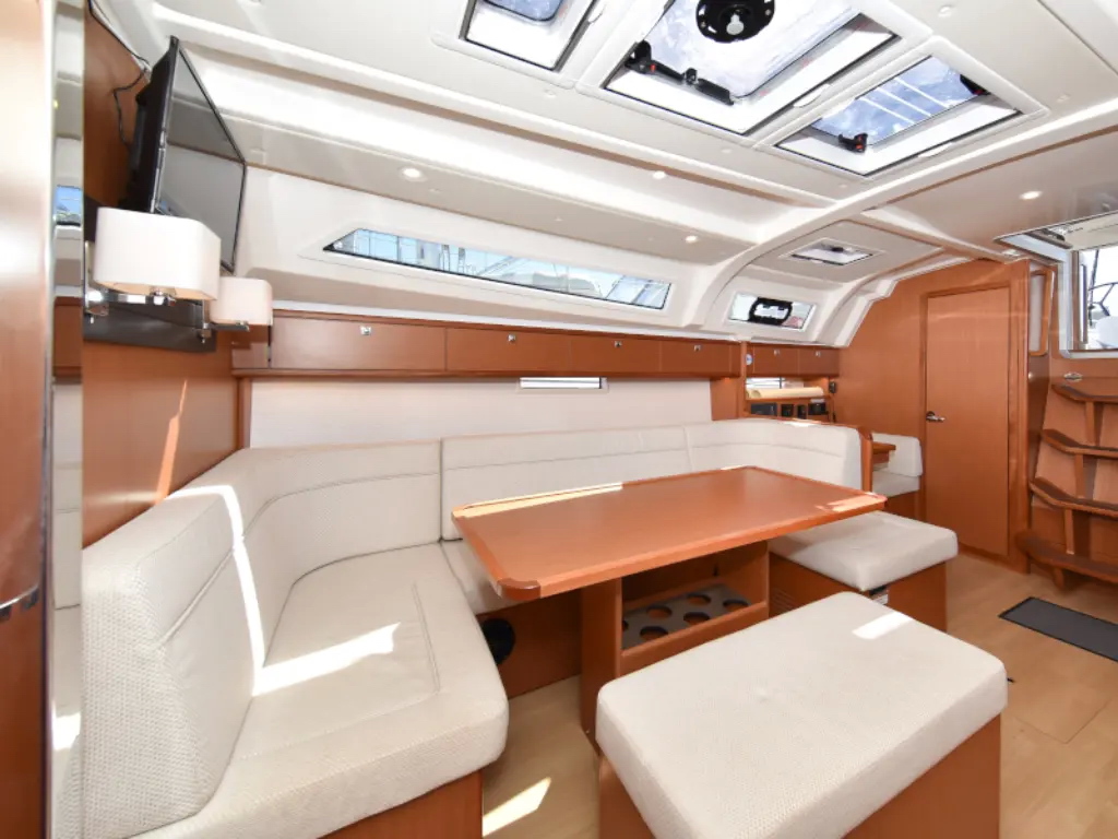 Photo #15 - Bavaria Cruiser 41 - 3 cab. (CLASS) in Zadar - 34937