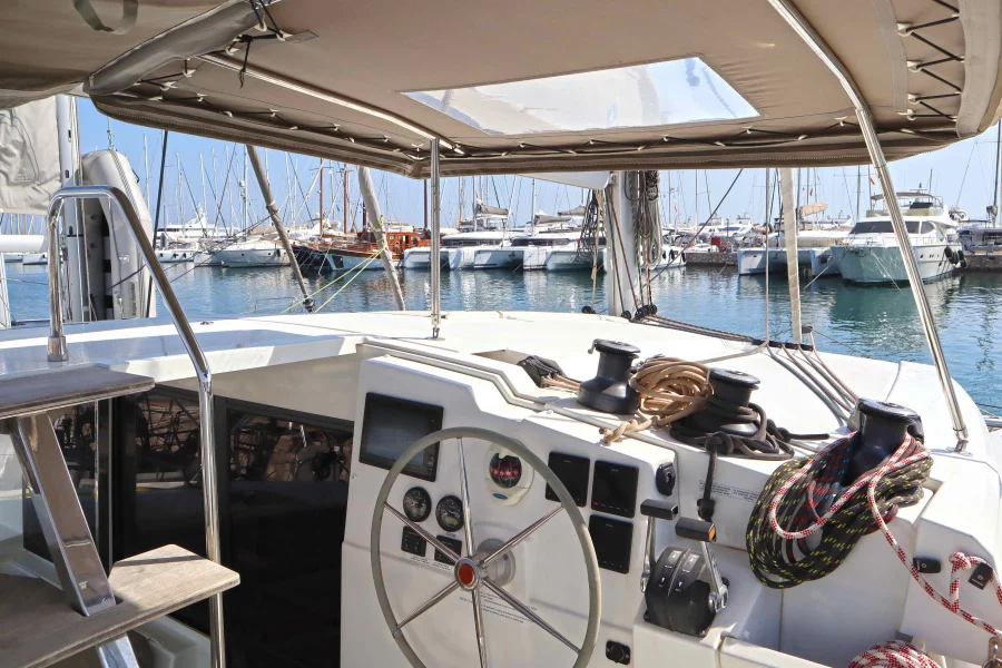 Fountaine Pajot Lucia 40 (CLASS)  - 6