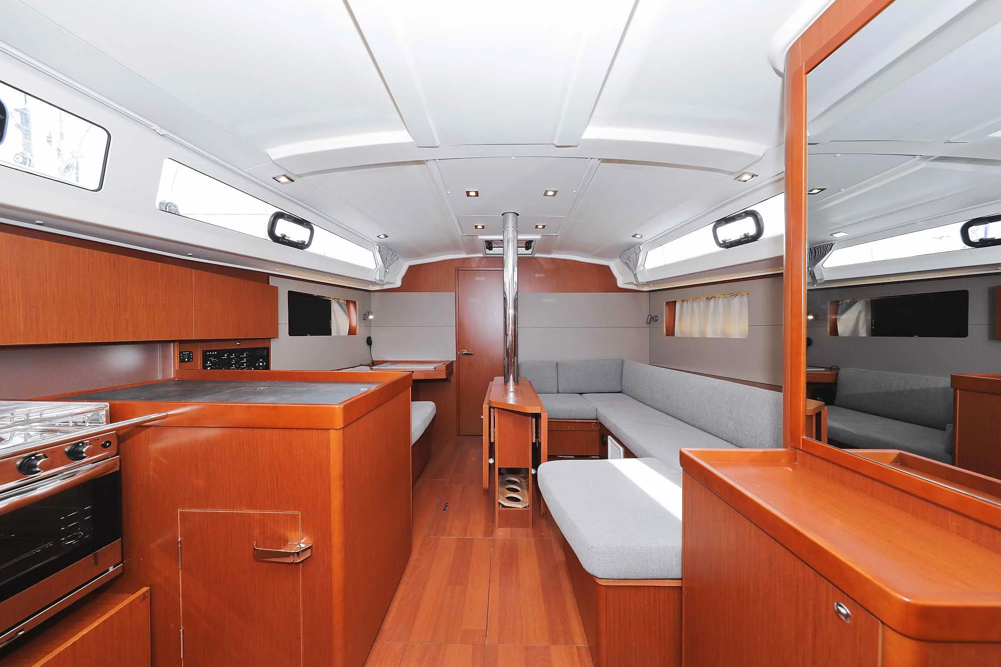 Oceanis 41.1 (ECONOMY)  - 11