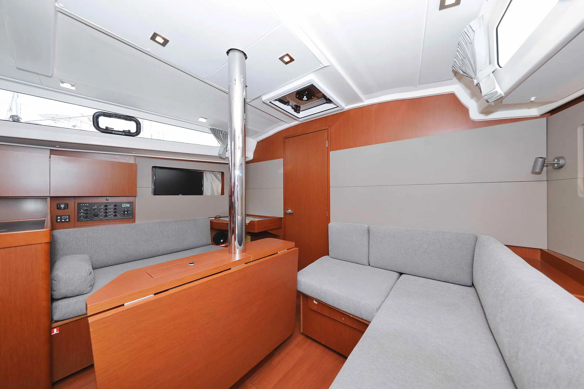 Oceanis 41.1 (ECONOMY)  - 15