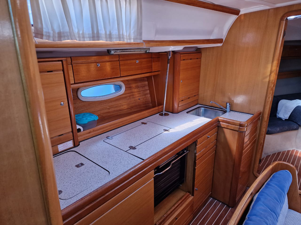 Photo #9 - Bavaria 39 Cruiser (ECONOMY) in Skiathos - 34984