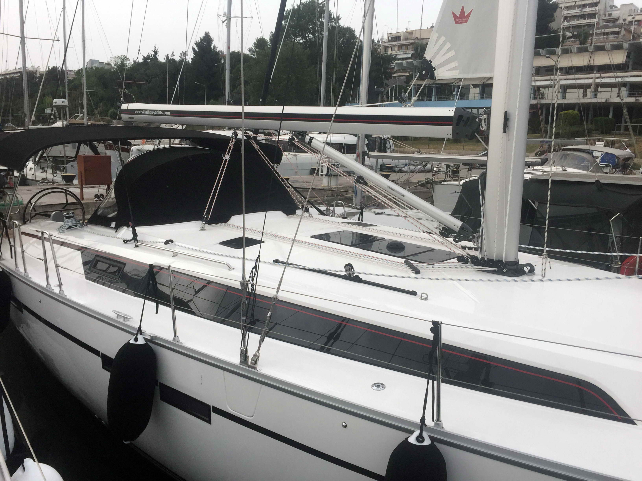 Photo #6 - Bavaria Cruiser 46 - 4 cab. (CLASS) in Skiathos - 34986