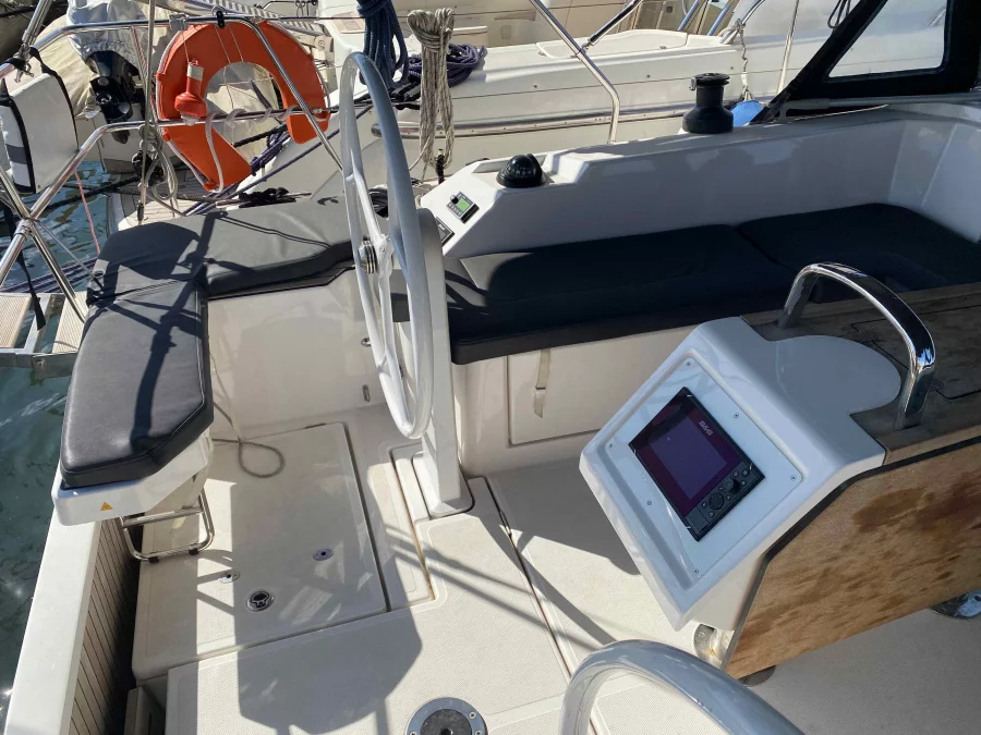 Bavaria C42 (PRESTIGE)  - 2