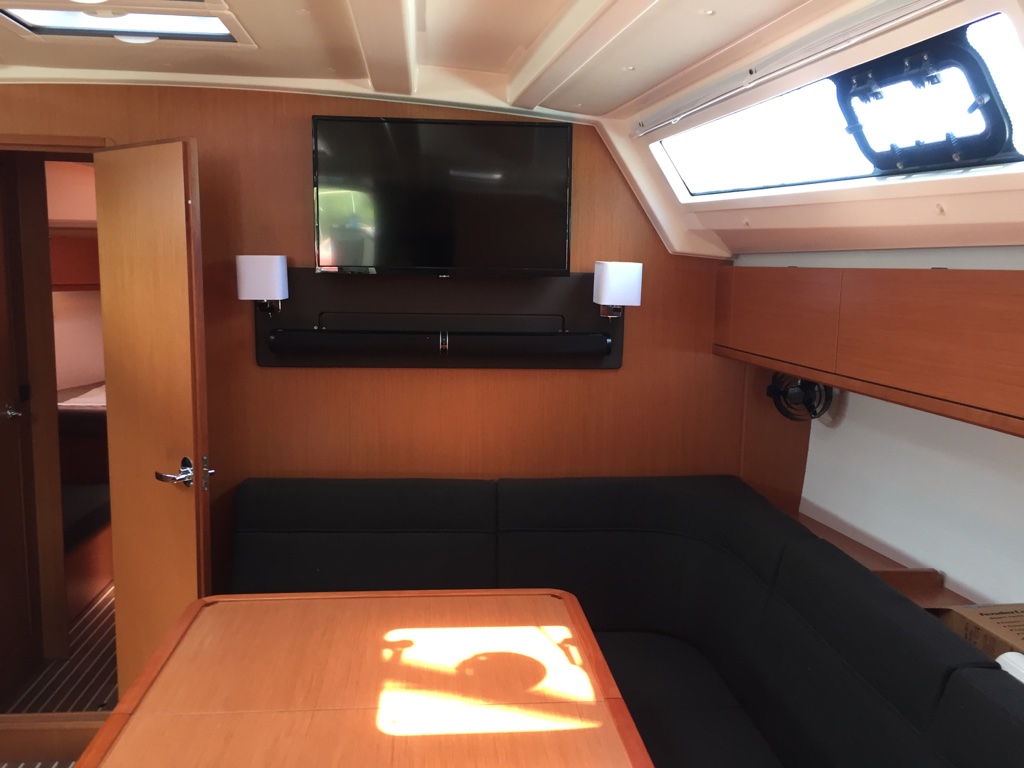 Photo #8 - Bavaria Cruiser 46 - 4 cab. (CLASS) in Skiathos - 34994